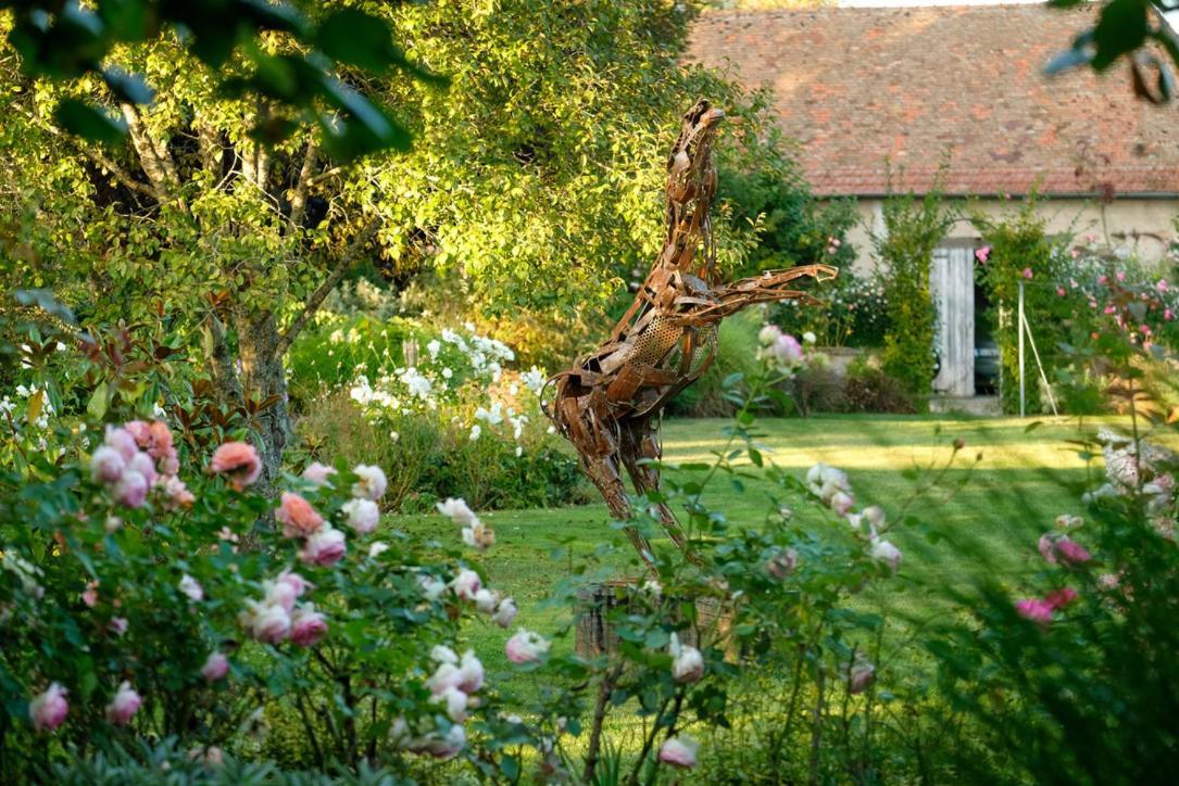 Bed and Breakfast Les Jardins Des Soussilanges Ceron Экстерьер фото