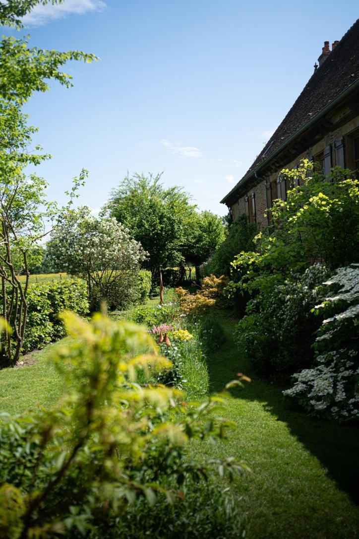Bed and Breakfast Les Jardins Des Soussilanges Ceron Экстерьер фото